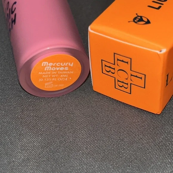 Liquid blush - Picture 3 of 3